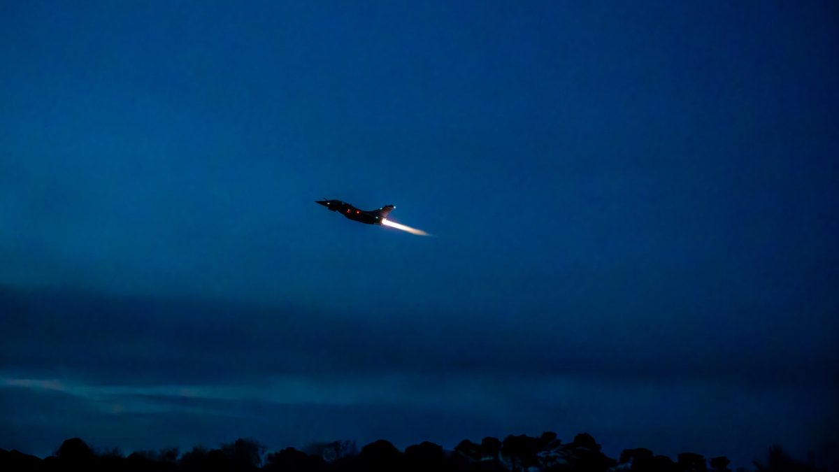 Décollage d'un Rafale à la BA 118 de Mont-de-Marsan