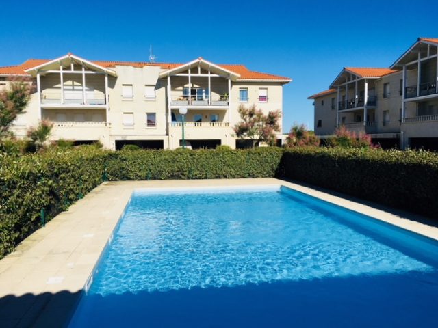 Appartement T3 avec terrasse plein sud à 50 m de la plage