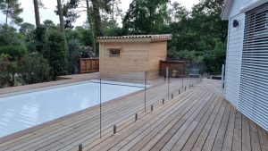 Chalet scandinave très lumineux, à 3 mn du lac et 10 mn de l’océan. Chalet SEVEN.