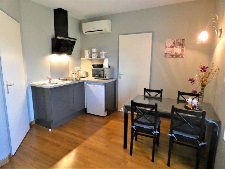 T3 – 1 à 4 pers. – HIAS/F