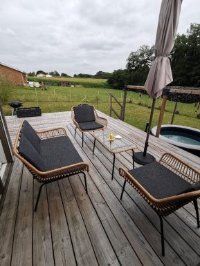 A l&rsquo;Orée des Acacias – Gîte