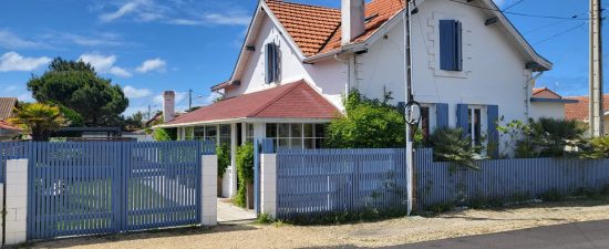 Villa Dune Fleurie 18 pers, 8 chambres, 4 SDB, 4 WC, 300 m de la plage