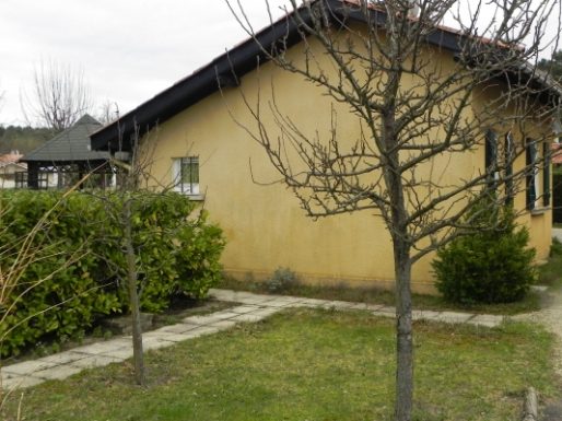 Maison sur jardin clos