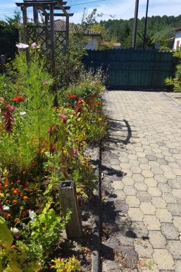 Maison avec jardin clos et terrasse