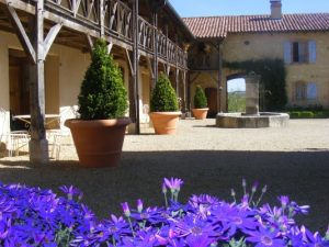Chambres d’ hôtes de charme la maison du bos – Chambre Blanche