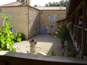 Chambres d’ hôtes de charme la maison du bos – Chambre Blanche