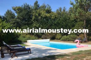 L’ Airial, Moustey