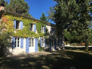 L’ Airial, Moustey