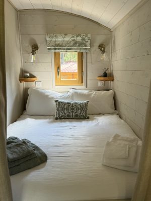 La grange du Coulin – La roulotte Findhorn