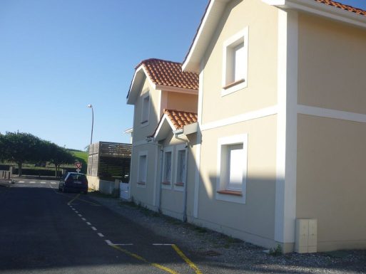 Maison jumelée en bordure de dune verte