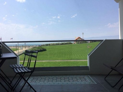 Appartement 2 pièces balcon ouest face océan