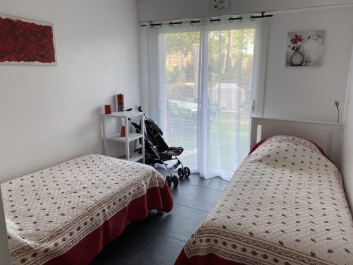 Maison quartier Biscarrosse Lac sur grand  terrain de 1000 m2