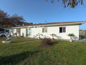 52303183  – Maison – 8 pièces à YGOS ST SATURNIN