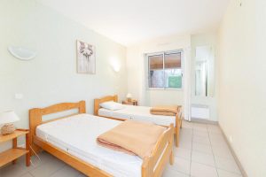 52303585  – Maison – 2 pièces à EUGENIE LES BAINS