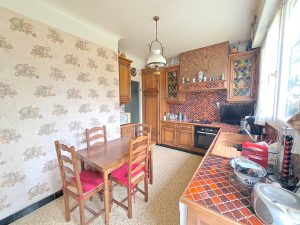 52016161  – Maison – 5 pièces à LEON