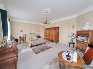 52016161  – Maison – 5 pièces à LEON