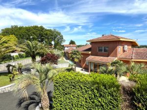 52074103  – Maison – 9 pièces à ST MARTIN DE SEIGNANX