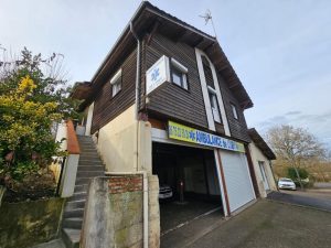 51871201  – Immeuble à CAZAUBON