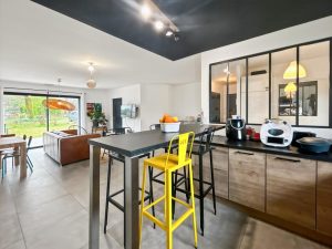 52496575  – Maison – 4 pièces à ST PIERRE DU MONT