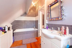 52229393  – Maison – 8 pièces à ST MARTIN D ONEY