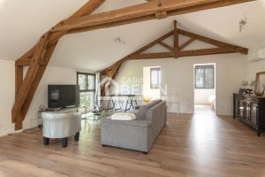 51557210  – Maison – 8 pièces à MUGRON