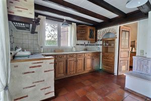 52005020  – Maison – 7 pièces à HAGETMAU