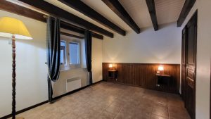 52005020  – Maison – 7 pièces à HAGETMAU