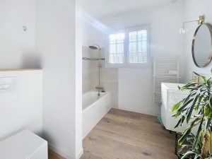 52510509  – Maison – 8 pièces à LA TESTE DE BUCH