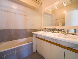 52512164  – Appartement – 3 pièces à PARENTIS EN BORN