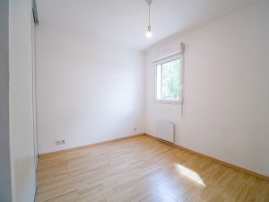 52512164  – Appartement – 3 pièces à PARENTIS EN BORN