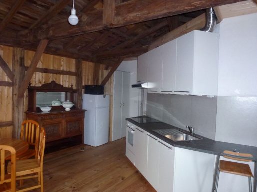 Appartement dans grange rustique au calme