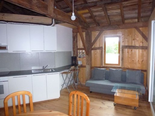 Appartement dans grange rustique au calme