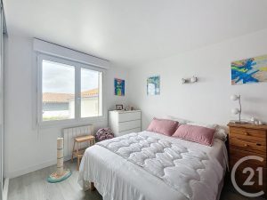 52151047  – Maison – 16 pièces à TARNOS