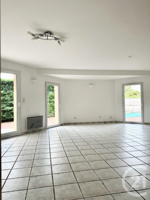 52559886  – Maison – 5 pièces à ST PIERRE DU MONT