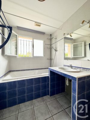 52559886  – Maison – 5 pièces à ST PIERRE DU MONT