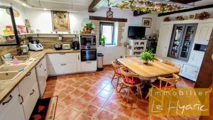 52173988  – Maison – 8 pièces à AIRE SUR L ADOUR