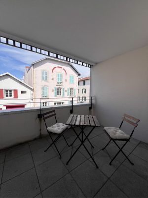 52561128  – Appartement – 2 pièces à BAYONNE
