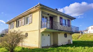 52381099  – Maison – 5 pièces à ST SEVER