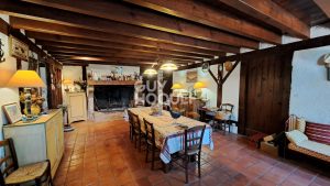 52000873  – Maison – 6 pièces à ST YAGUEN