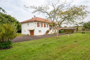 52391169  – Maison – 4 pièces à AMOU