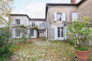 52471291  – Maison – 10 pièces à ST AUBIN