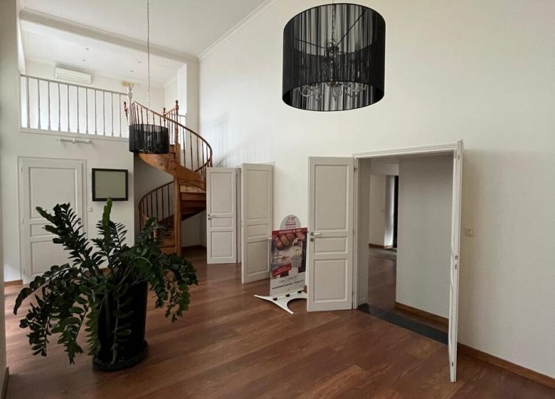 52147392  – Immeuble à DAX