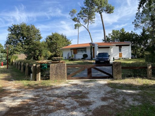 Maison quartier Biscarrosse Lac sur grand  terrain de 1000 m2
