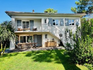 Villa Maluel avec piscine et accès rapide à la plage