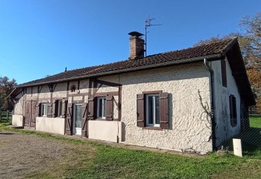 52325914  – Maison – 3 pièces à YGOS ST SATURNIN