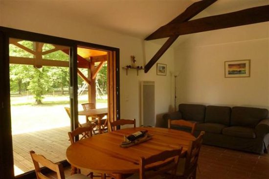 Gîte en forêt landaise avec jacuzzi d&rsquo;intérieur