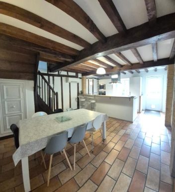 Maison Renaissance Larmane