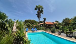 Maison Renaissance Larmane