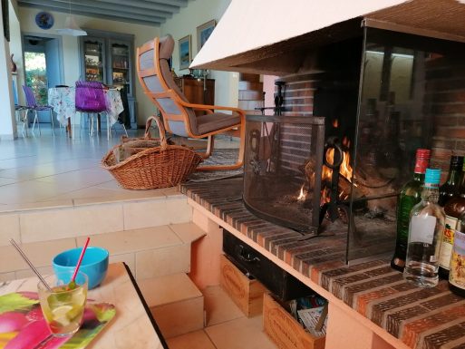 Maison à 200 m du lac et 3 km de l&rsquo;océan dans un cadre de verdure