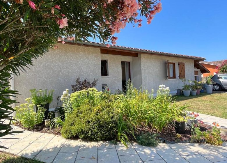 52165833  – Maison – 7 pièces à SEYRESSE